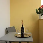Angelo דירה *